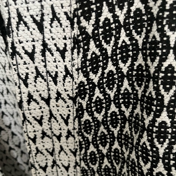 Jacard coat old navy size medium - Picture 3 of 4